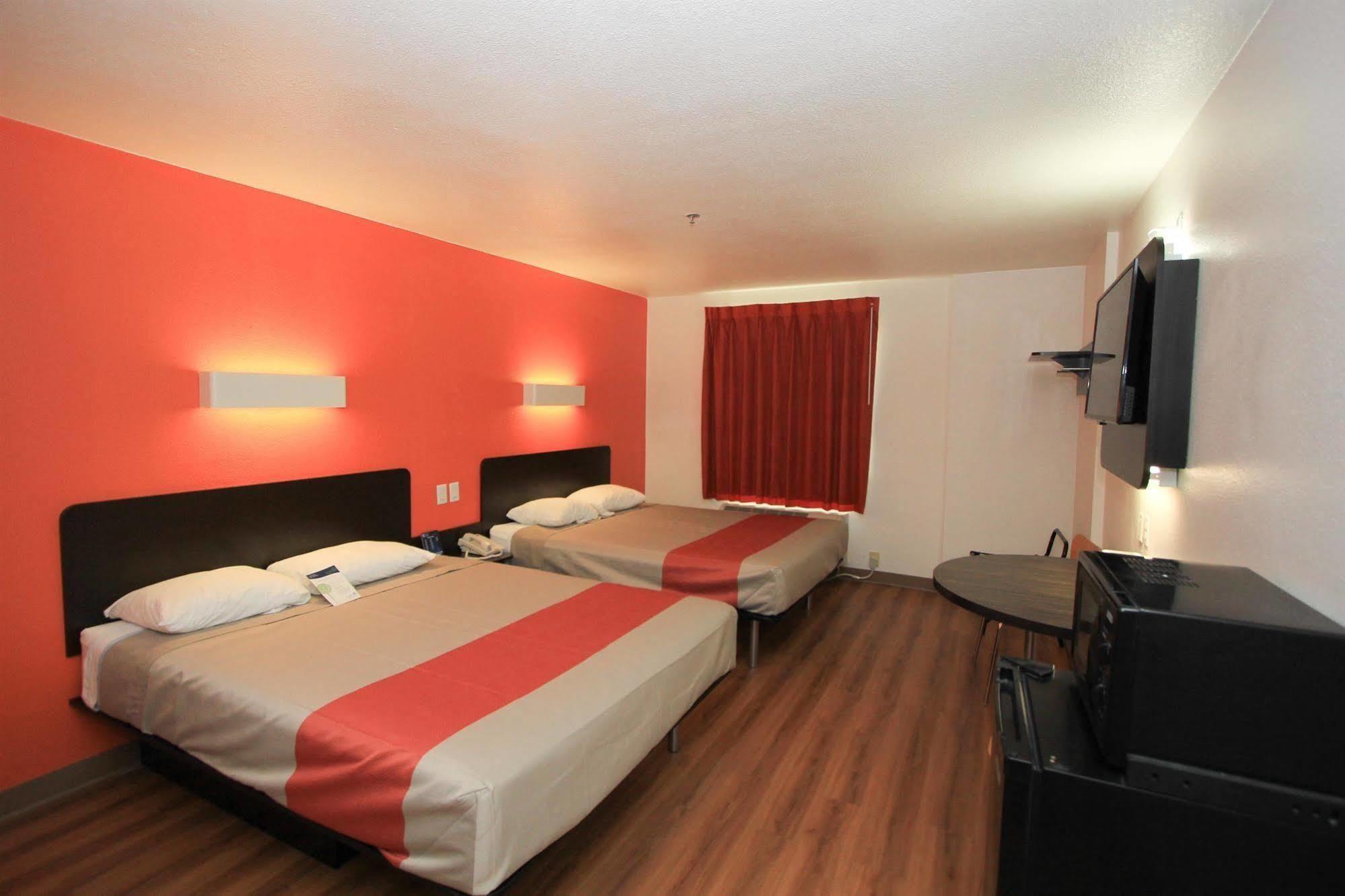 Motel 6-San Antonio, Tx - Downtown - Alamo Dome Kültér fotó