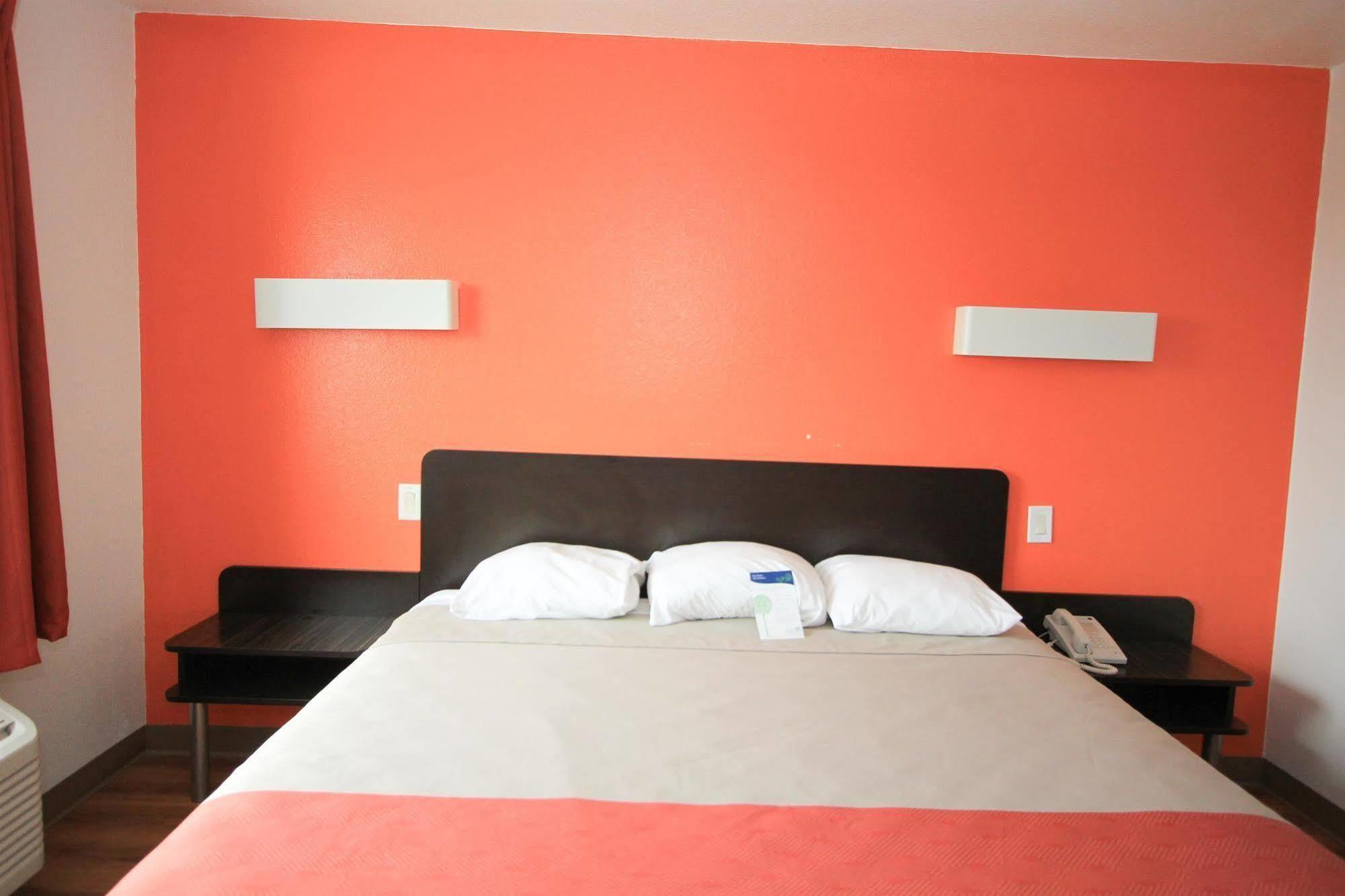 Motel 6-San Antonio, Tx - Downtown - Alamo Dome Kültér fotó
